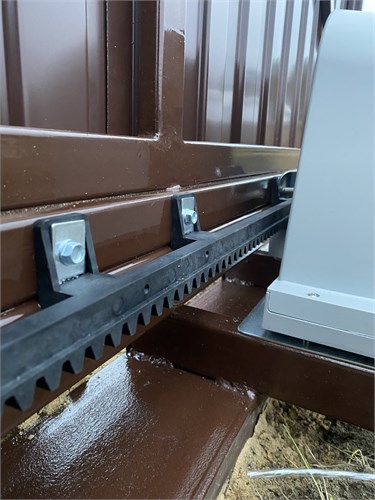 Рейка зубчатая нейлоновая ROA6(К) с верхним креплением 2007